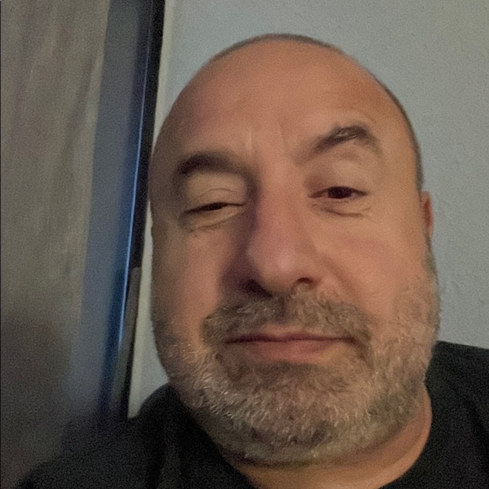 Meet your Posher, S elias